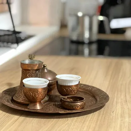 Deluxe Amar