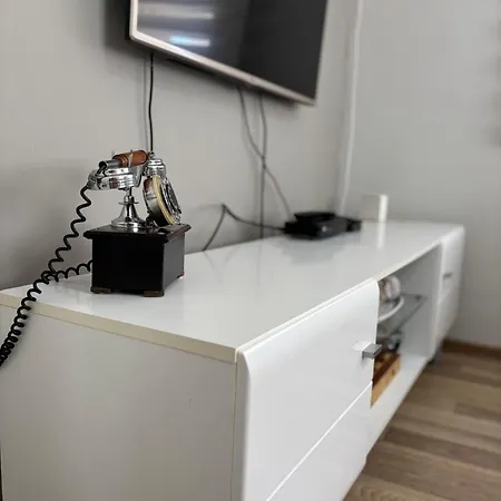 Deluxe Amar *